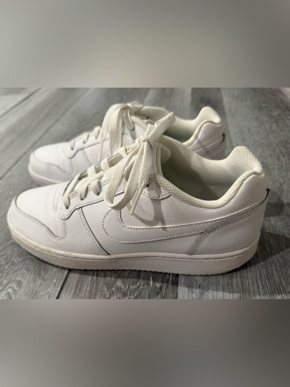 Nike Ebernon Low Triple White Leather Lace-Up Low Top Sneakers 8.5